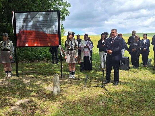 82. rocznica zbrodni UPA na polskich pasażerach pociągu Bełżec–Lwów [ZDJĘCIA]