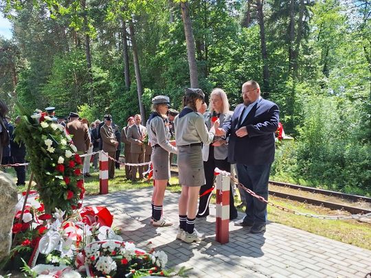 82. rocznica zbrodni UPA na polskich pasażerach pociągu Bełżec–Lwów [ZDJĘCIA]