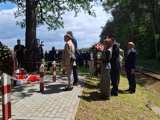 82. rocznica zbrodni UPA na polskich pasażerach pociągu Bełżec–Lwów [ZDJĘCIA]