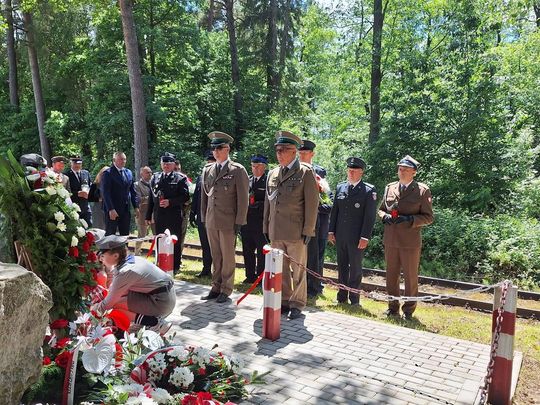 82. rocznica zbrodni UPA na polskich pasażerach pociągu Bełżec–Lwów [ZDJĘCIA]