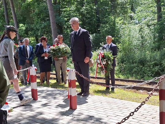 82. rocznica zbrodni UPA na polskich pasażerach pociągu Bełżec–Lwów [ZDJĘCIA]