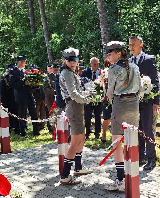 82. rocznica zbrodni UPA na polskich pasażerach pociągu Bełżec–Lwów [ZDJĘCIA]