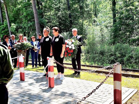 82. rocznica zbrodni UPA na polskich pasażerach pociągu Bełżec–Lwów [ZDJĘCIA]