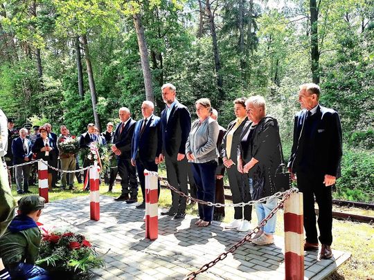82. rocznica zbrodni UPA na polskich pasażerach pociągu Bełżec–Lwów [ZDJĘCIA]