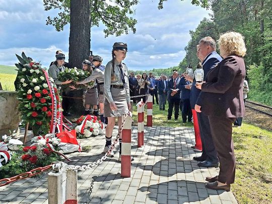 82. rocznica zbrodni UPA na polskich pasażerach pociągu Bełżec–Lwów [ZDJĘCIA]