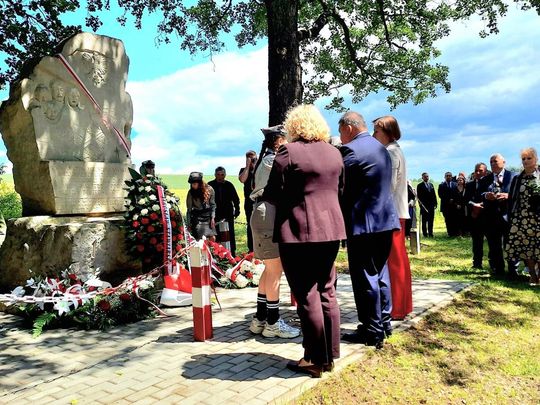 82. rocznica zbrodni UPA na polskich pasażerach pociągu Bełżec–Lwów [ZDJĘCIA]