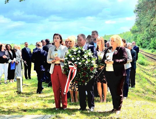 82. rocznica zbrodni UPA na polskich pasażerach pociągu Bełżec–Lwów [ZDJĘCIA]