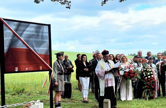82. rocznica zbrodni UPA na polskich pasażerach pociągu Bełżec–Lwów [ZDJĘCIA]