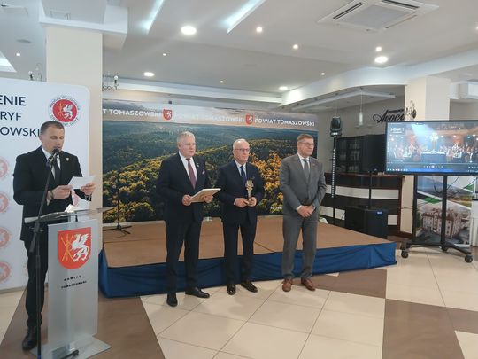 XX Gala Srebrnych Gryfów Powiatu Tomaszowskiego [ZDJĘCIA]
