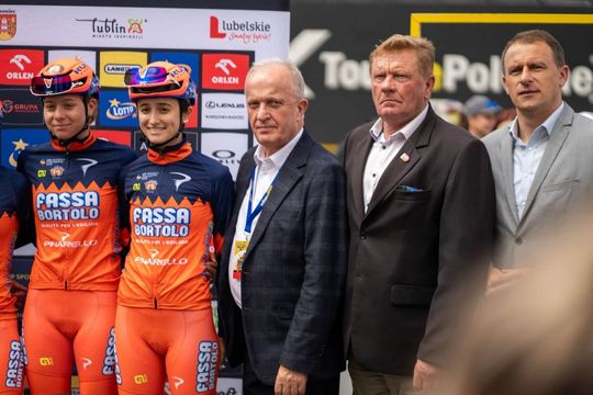 Z Tomaszowa Lubelskiego wystartował peleton 4. Tour de Pologne Women [ZDJĘCIA cz. 2]