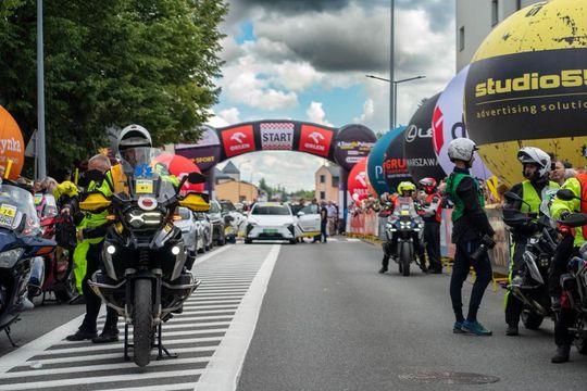 Z Tomaszowa Lubelskiego wystartował peleton 4. Tour de Pologne Women [ZDJĘCIA cz. 2]