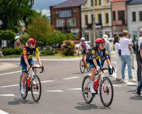 Z Tomaszowa Lubelskiego wystartował peleton 4. Tour de Pologne Women [ZDJĘCIA cz. 2]
