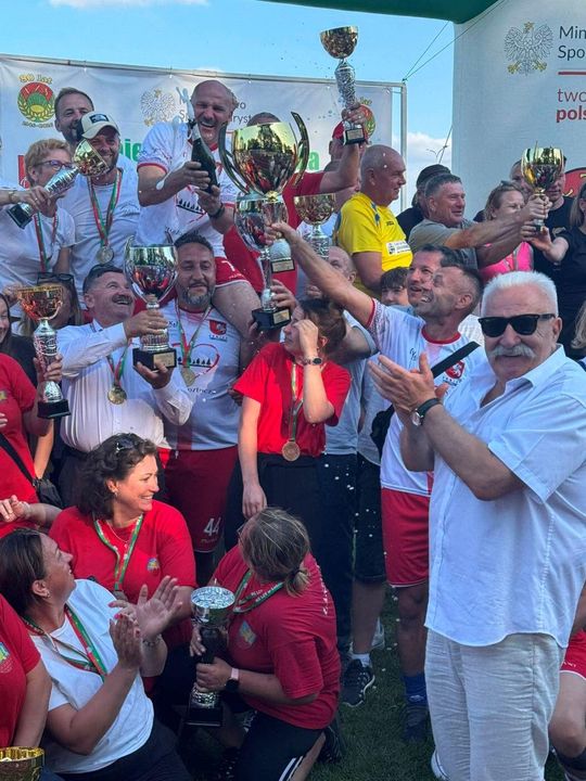 Powiat tomaszowski triumfuje na Wojewódzkich Igrzysk Rekreacyjno-Sportowych LZS [ZDJĘCIA]