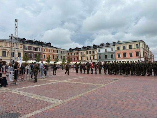 Święto 18. Zamojskiego Pułku Przeciwlotniczego na Rynku Wielkim