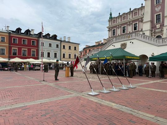 Święto 18. Zamojskiego Pułku Przeciwlotniczego na Rynku Wielkim