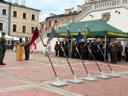 Święto 18. Zamojskiego Pułku Przeciwlotniczego na Rynku Wielkim