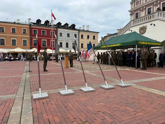 Święto 18. Zamojskiego Pułku Przeciwlotniczego na Rynku Wielkim