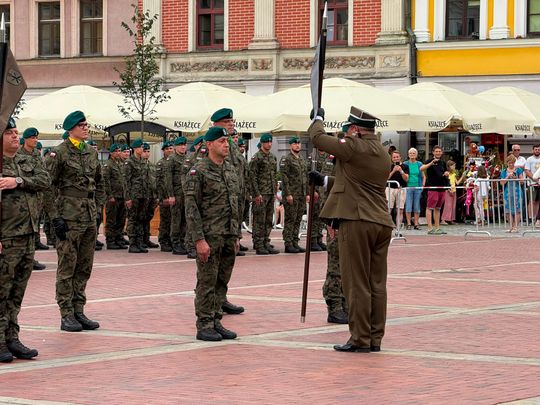 Święto 18. Zamojskiego Pułku Przeciwlotniczego na Rynku Wielkim