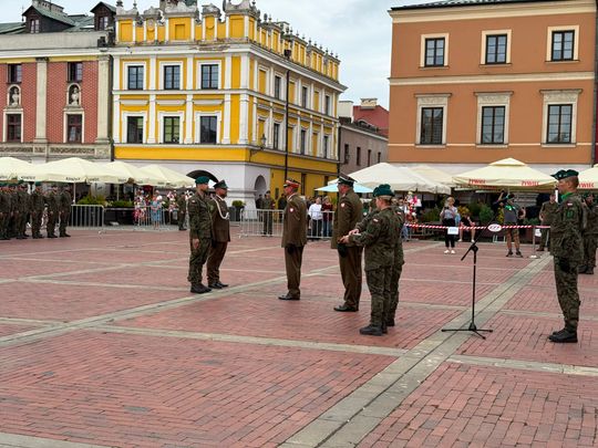 Święto 18. Zamojskiego Pułku Przeciwlotniczego na Rynku Wielkim