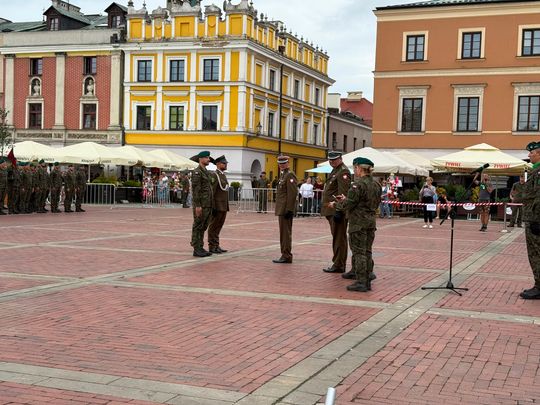 Święto 18. Zamojskiego Pułku Przeciwlotniczego na Rynku Wielkim