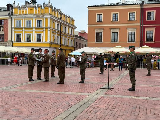 Święto 18. Zamojskiego Pułku Przeciwlotniczego na Rynku Wielkim