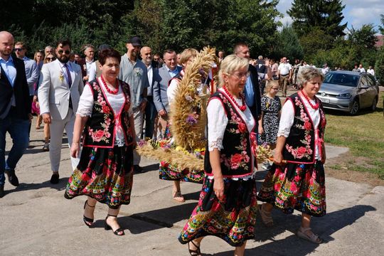 Fotorelacja z Dożynek Gminno-Parafialnych w Jarosławcu
