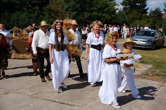 Fotorelacja z Dożynek Gminno-Parafialnych w Jarosławcu