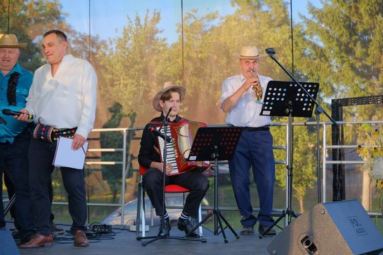 Fotorelacja z Dożynek Gminno-Parafialnych w Jarosławcu