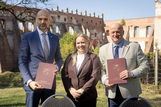 Gm. Krasnystaw. Ruiny zamku w Krupem dostaną nowe życie. Ponad 11 mln zł dofinansowania [GALERIA ZDJĘĆ] 